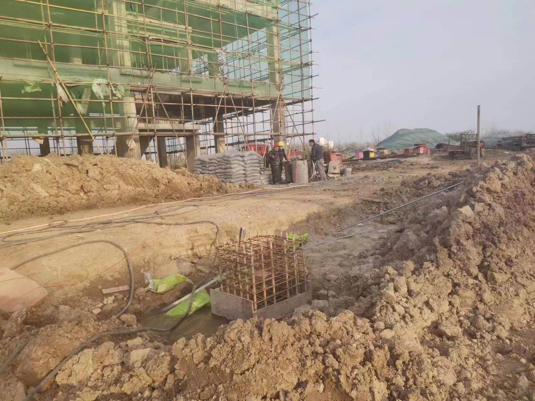 云城当桥梁出现裂缝的时候应该及时加固修补